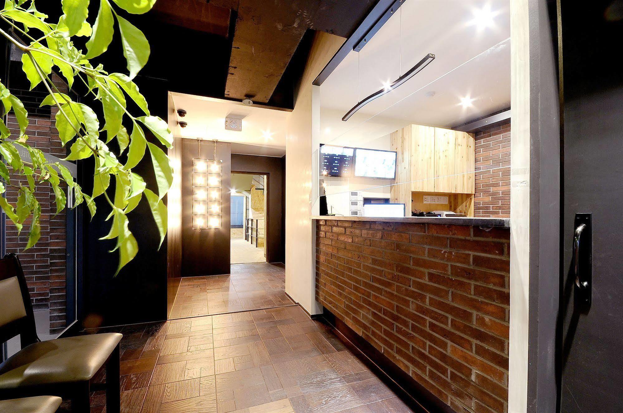 Queens Hotel Seomyeon Busan Exterior photo